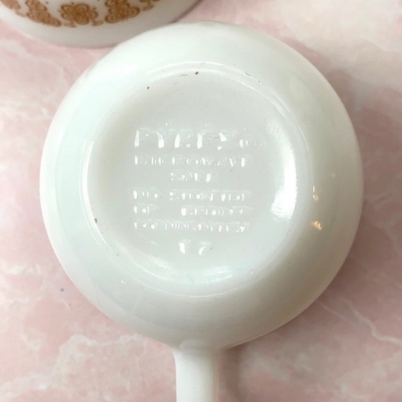 Vintage Pyrex Brown Floral Tea/Coffee Cups 7oz - Picture 9 of 13